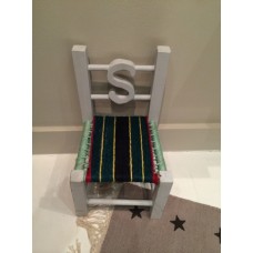 Mini rustique chair with S