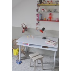 Desk Madavin