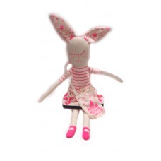 Dolls  - A rabbit visiting Paris